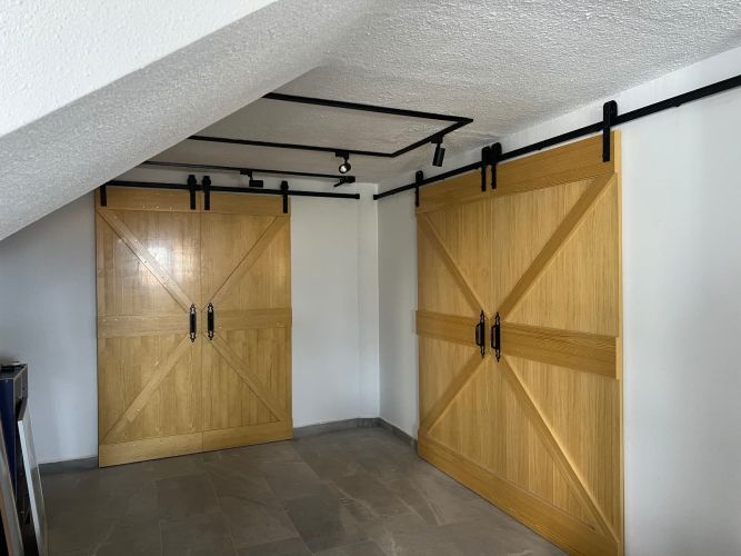 puerta corredera maciza